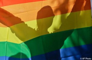 2013_0619_pride_ukraine-apphoto